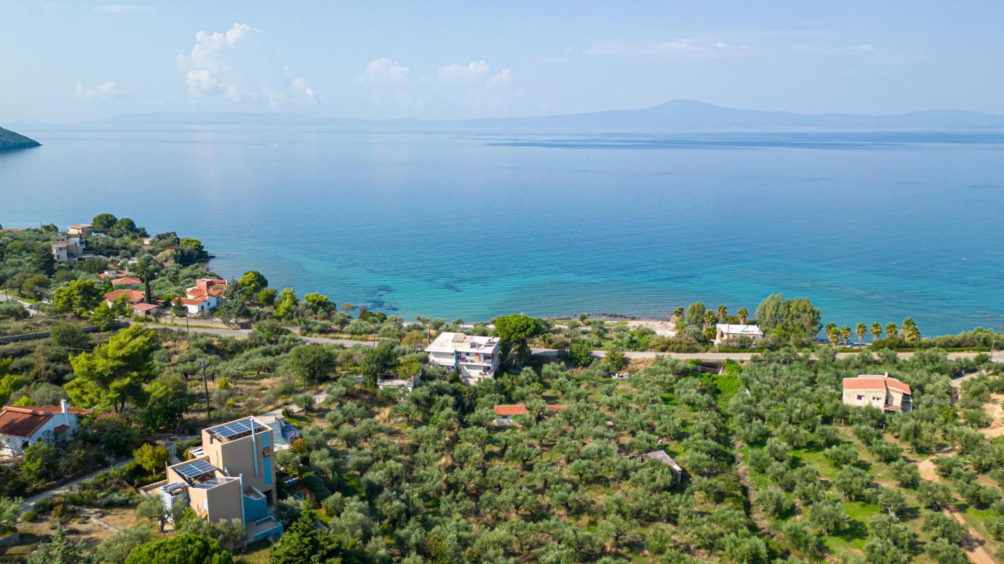 Mani Tower Villa Akrogiali Exterior photo