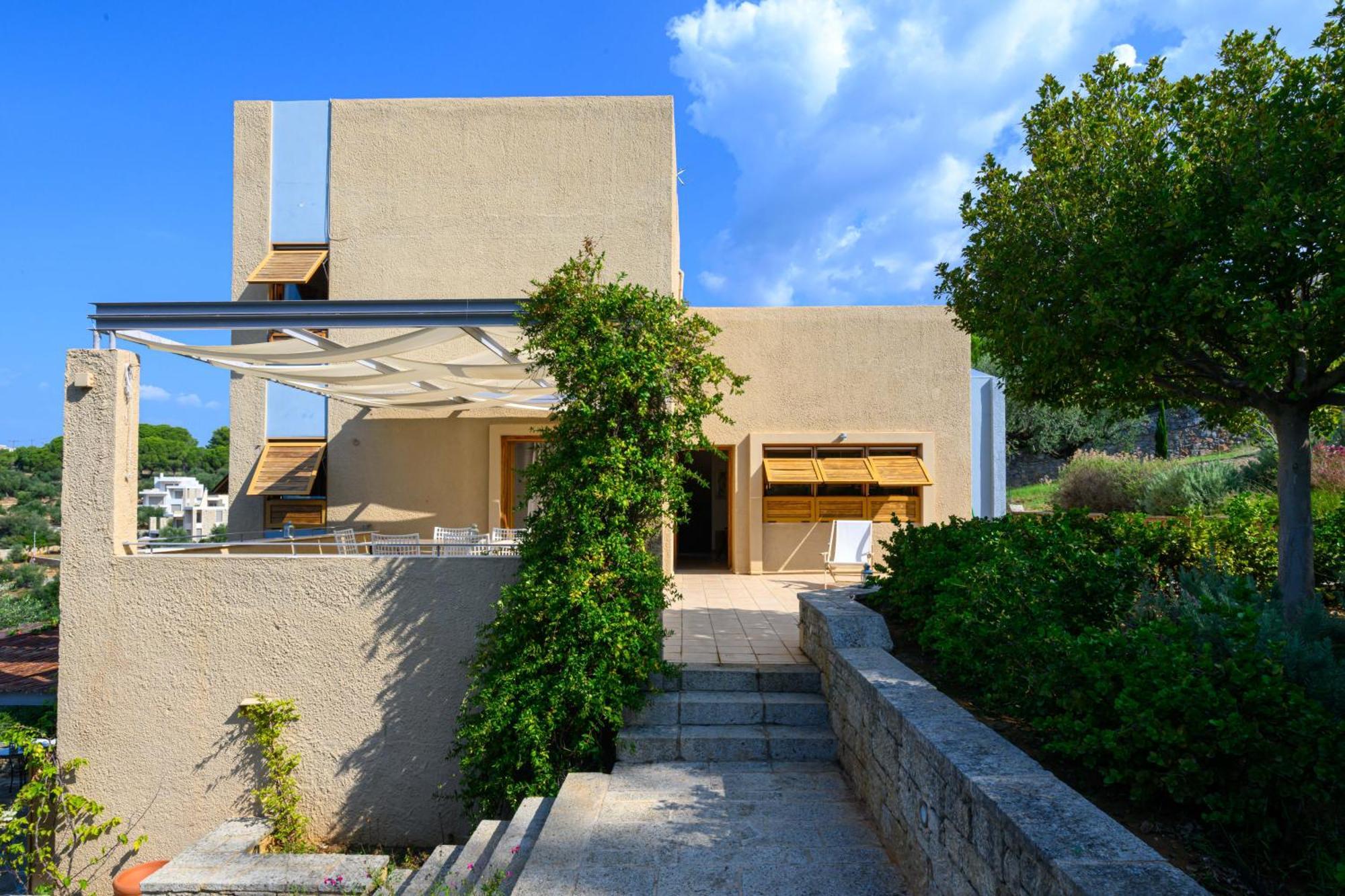 Mani Tower Villa Akrogiali Exterior photo